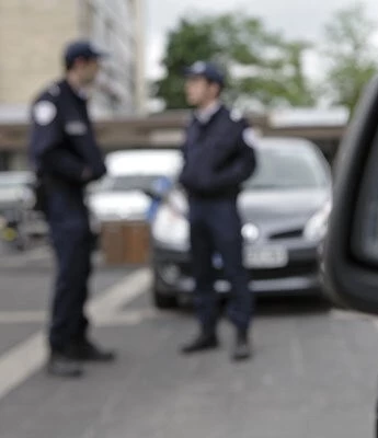 Община (2007) через торрент бесплатно Община (2007) сериал через торрент бесплатно