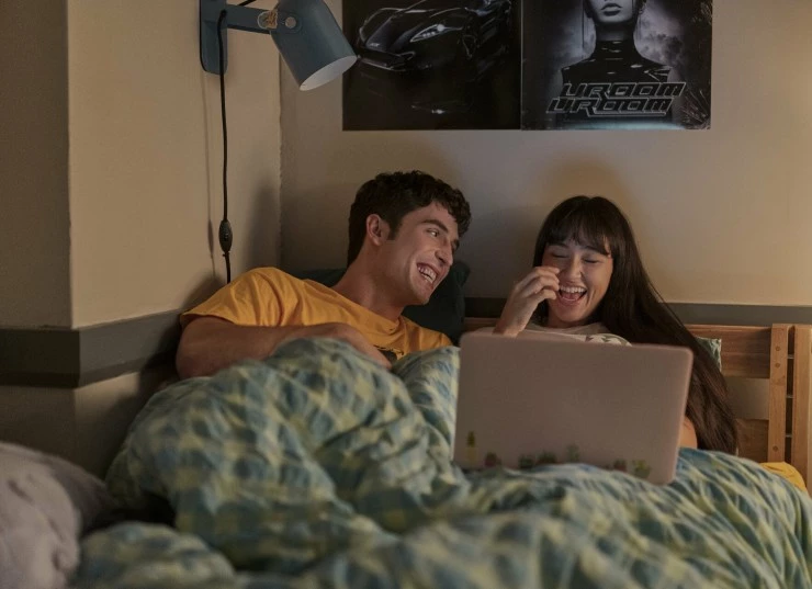 Гиперкомпенсация (2025) через торрент бесплатно Гиперкомпенсация (2025) сериал через торрент бесплатно