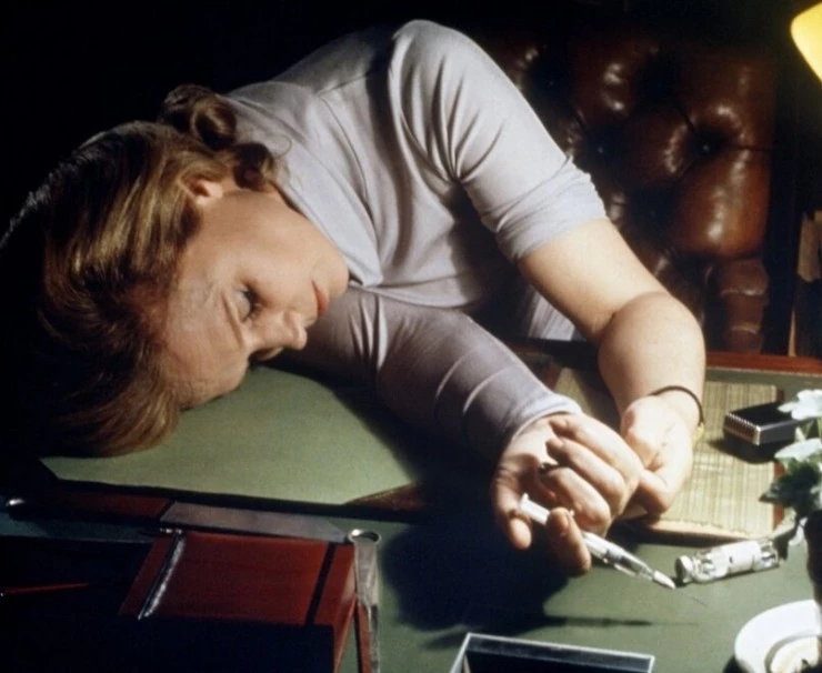 Прикосновение медузы (1978) в хорошем качестве через торрент Прикосновение медузы (1978) фильм в хорошем качестве через торрент