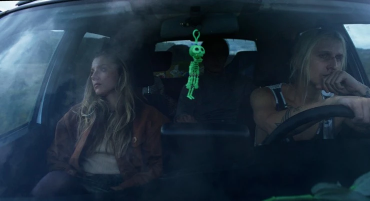 На костях (2021) через торрент бесплатно На костях (2021) фильм через торрент бесплатно