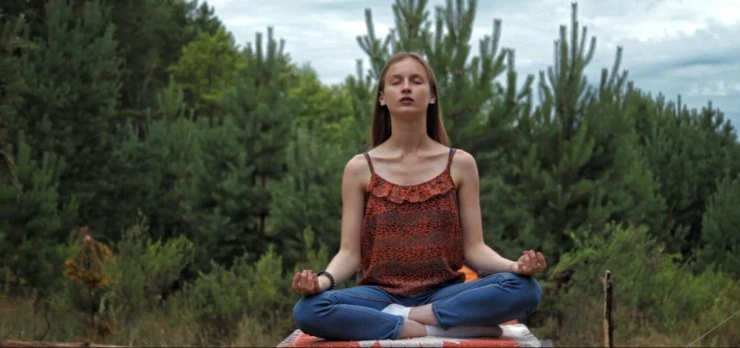 Лесом (2017) через торрент бесплатно Лесом (2017) фильм через торрент бесплатно