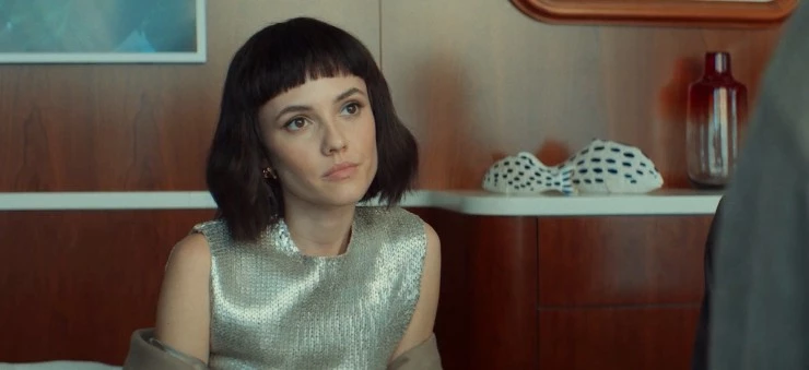 Чужие деньги (2025) через торрент бесплатно Чужие деньги (2025) сериал через торрент бесплатно