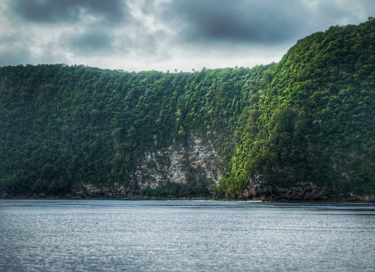 Земля без суши (2023) в хорошем качестве через торрент Земля без суши (2023) сериал в хорошем качестве через торрент