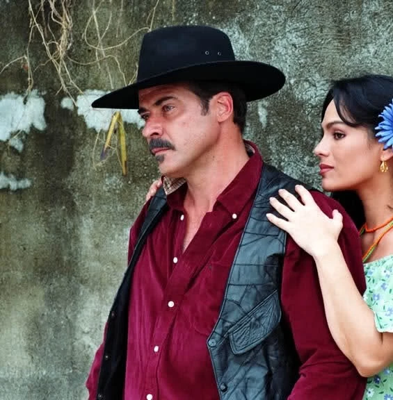 Обними меня крепче (2000) в хорошем качестве через торрент Обними меня крепче (2000) сериал в хорошем качестве через торрент