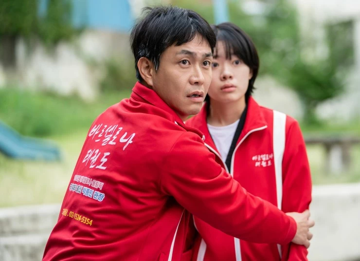 Великолепная пятёрка (2025) через торрент скачать Великолепная пятёрка (2025) фильм через торрент скачать