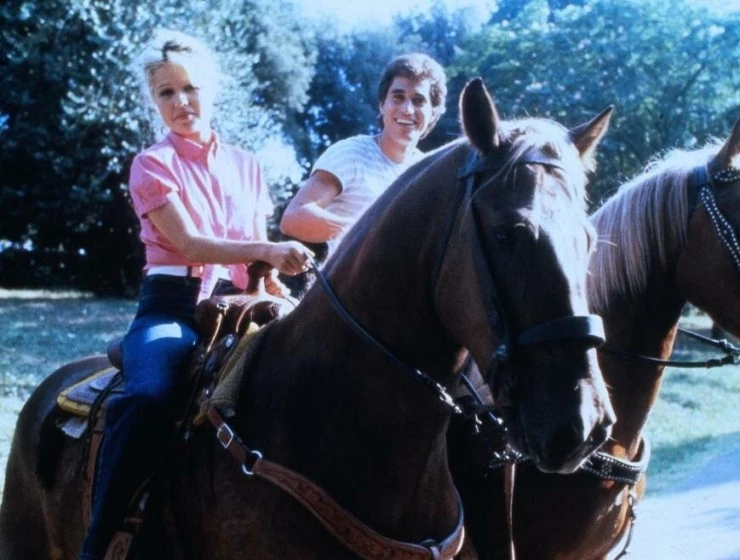 Одинокая леди (1983) в хорошем качестве через торрент Одинокая леди (1983) фильм в хорошем качестве через торрент