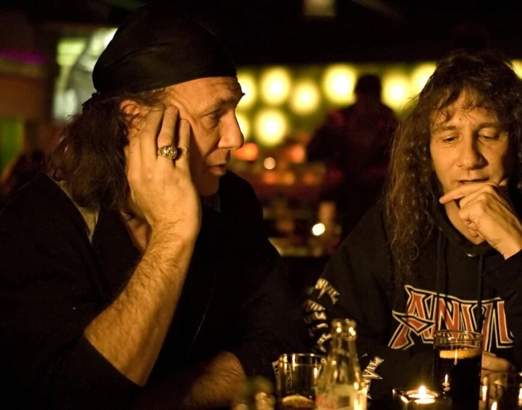 Anvil: История рок-группы (2008) в хорошем качестве через торрент Anvil: История рок-группы (2008) фильм в хорошем качестве через торрент