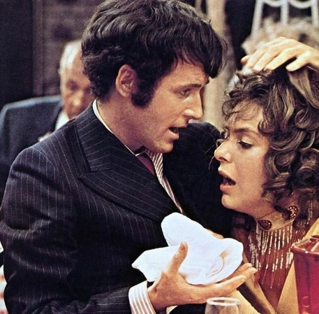 Разбивающий сердца (1972) через торрент скачать Разбивающий сердца (1972) фильм через торрент скачать