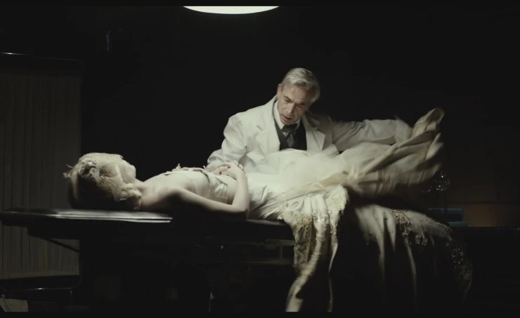 Эва не спит (2015) через торрент бесплатно Эва не спит (2015) фильм через торрент бесплатно