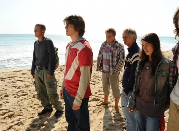 Кеды (2011) через торрент скачать Кеды (2011) фильм через торрент скачать