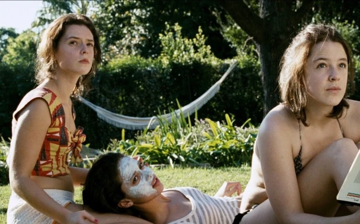 Откройте двери и окна (2011) через торрент бесплатно Откройте двери и окна (2011) фильм через торрент бесплатно