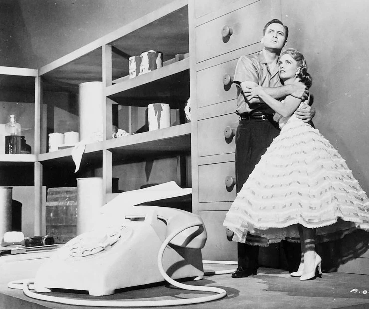 Нападение людей-кукол (1958) через торрент скачать Нападение людей-кукол (1958) фильм через торрент скачать