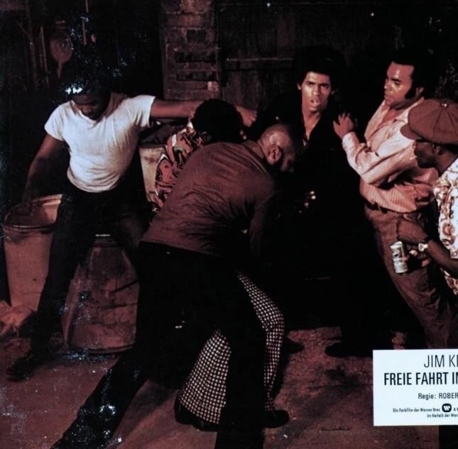 Джонс – Черный пояс (1974) через торрент бесплатно Джонс – Черный пояс (1974) фильм через торрент бесплатно