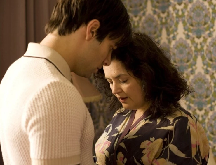 Хэтти (2011) через торрент скачать Хэтти (2011) фильм через торрент скачать