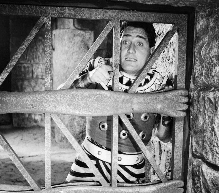 Две ночи с Клеопатрой (1954) в хорошем качестве через торрент Две ночи с Клеопатрой (1954) фильм в хорошем качестве через торрент