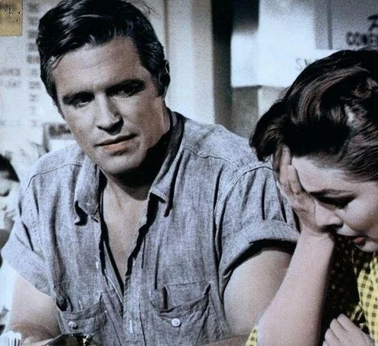 Домой с холма (1960) в хорошем качестве через торрент Домой с холма (1960) фильм в хорошем качестве через торрент