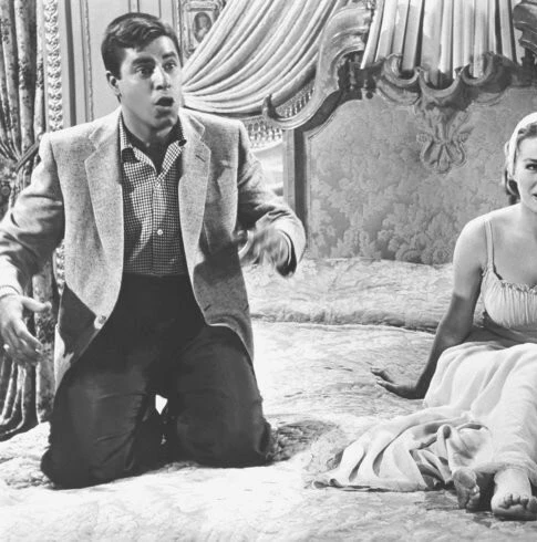 Голливуд или пропал (1956) в хорошем качестве через торрент Голливуд или пропал (1956) фильм в хорошем качестве через торрент