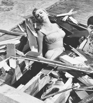 Голливуд или пропал (1956) через торрент бесплатно Голливуд или пропал (1956) фильм через торрент бесплатно