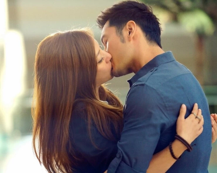 Голливудские приключения (2015) через торрент бесплатно Голливудские приключения (2015) фильм через торрент бесплатно