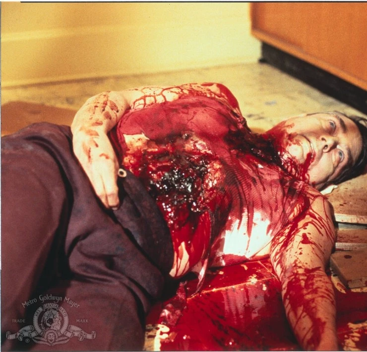 Зверь внутри (1982) в хорошем качестве через торрент Зверь внутри (1982) фильм в хорошем качестве через торрент