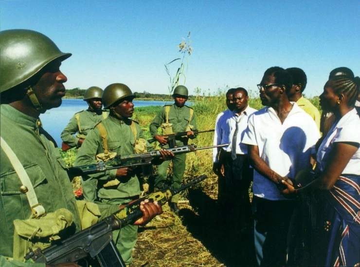 Лумумба (2000) через торрент бесплатно Лумумба (2000) фильм через торрент бесплатно