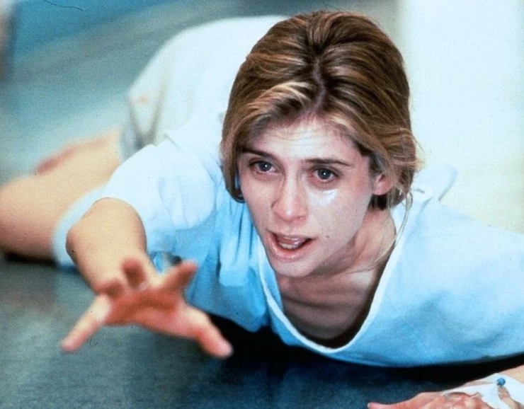 Предательство голубки (1992) через торрент скачать Предательство голубки (1992) фильм через торрент скачать