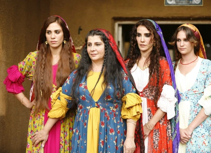 Кислые яблоки (2016) через торрент скачать Кислые яблоки (2016) фильм через торрент скачать