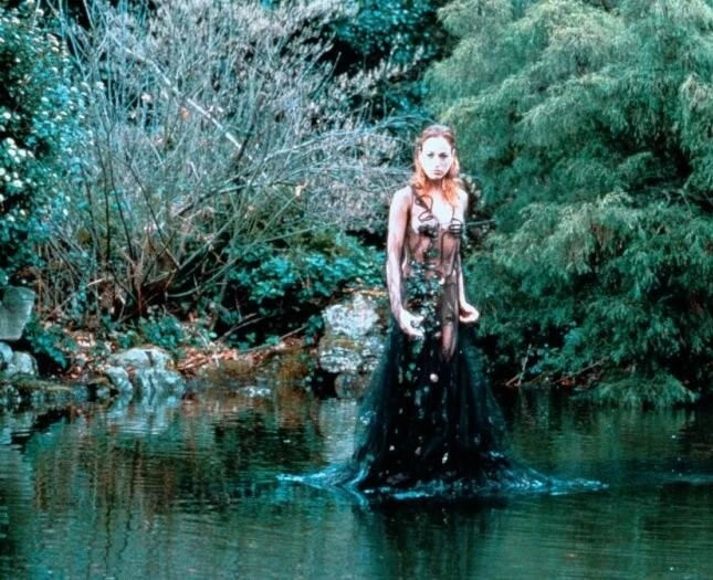 Поворот винта (1992) в хорошем качестве через торрент Поворот винта (1992) фильм в хорошем качестве через торрент