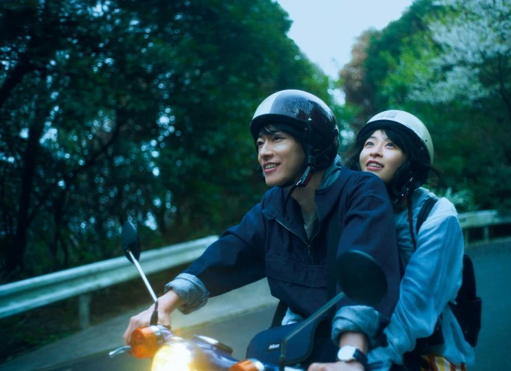 Она появится, когда придёт апрель (2024) через торрент скачать Она появится, когда придёт апрель (2024) фильм через торрент скачать