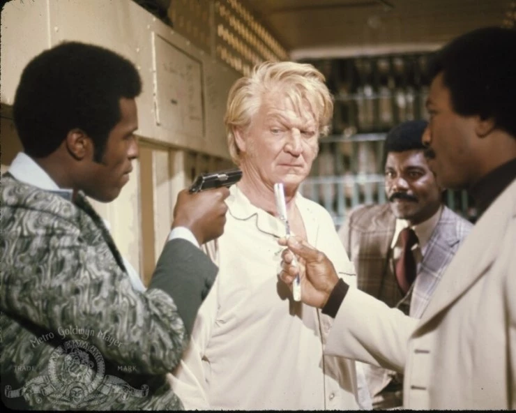 Бактаун (1975) через торрент скачать Бактаун (1975) фильм через торрент скачать