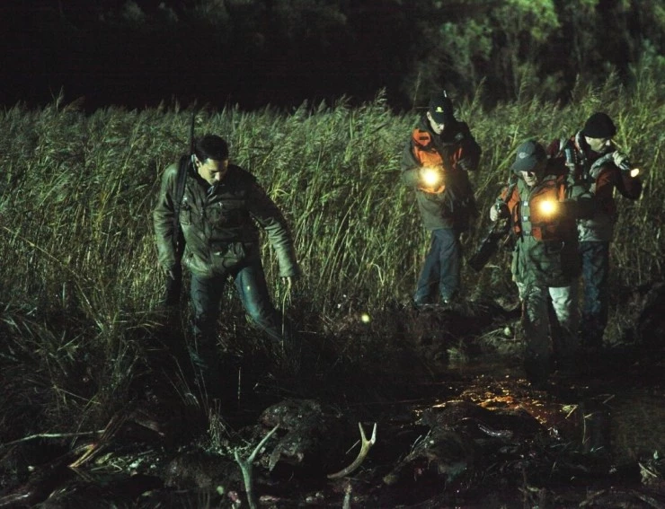 Добыча (2010) через торрент скачать Добыча (2010) фильм через торрент скачать