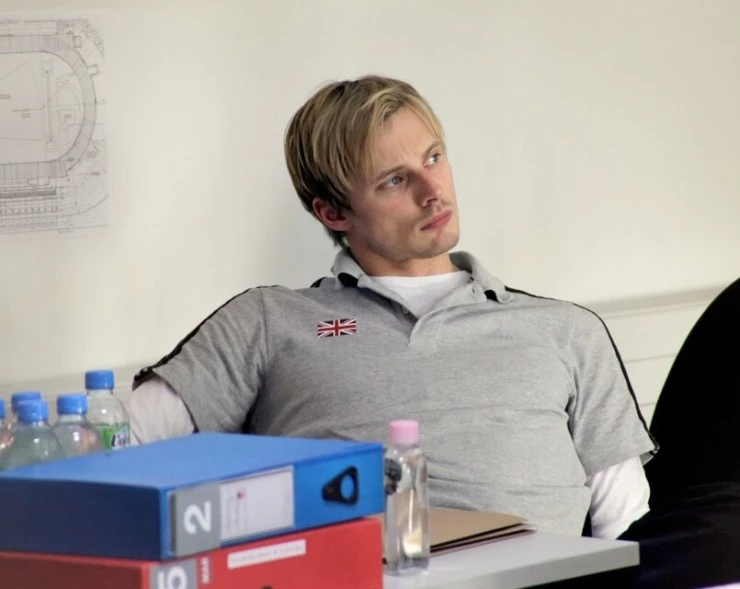 Быстрые девушки (2012) через торрент бесплатно Быстрые девушки (2012) фильм через торрент бесплатно