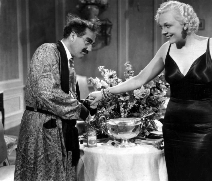 День на скачках (1937) в хорошем качестве через торрент День на скачках (1937) фильм в хорошем качестве через торрент