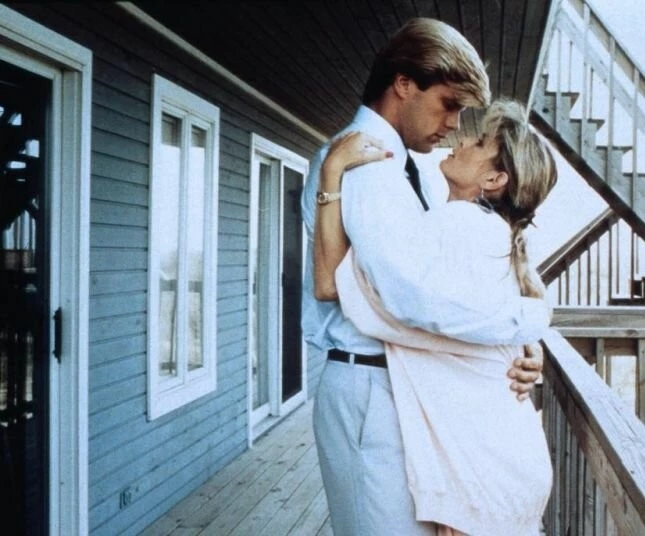 Женщина с Уолл-стрит (1990) через торрент скачать Женщина с Уолл-стрит (1990) фильм через торрент скачать