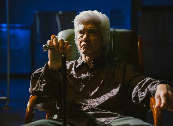 Мужик-коробка (2024) через торрент скачать Мужик-коробка (2024) фильм через торрент скачать