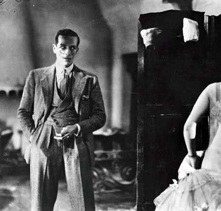 Шантаж (1929) в хорошем качестве через торрент Шантаж (1929) фильм в хорошем качестве через торрент