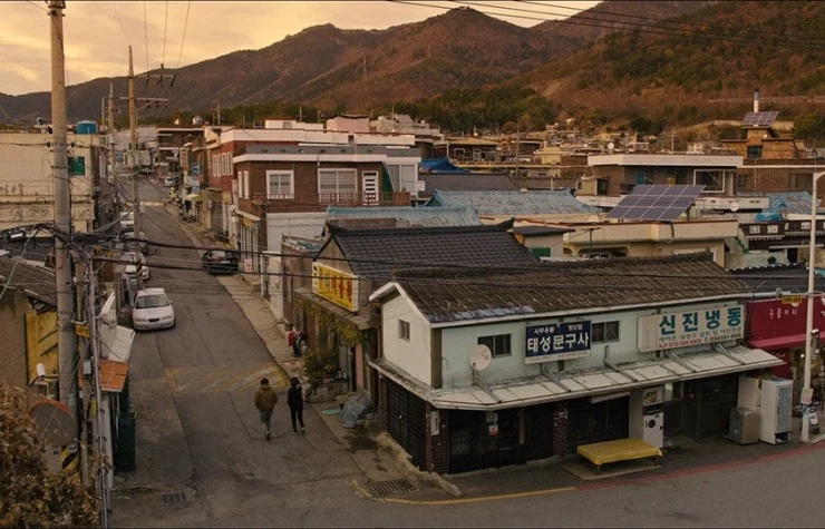 Зима за окном (2022) через торрент бесплатно Зима за окном (2022) фильм через торрент бесплатно