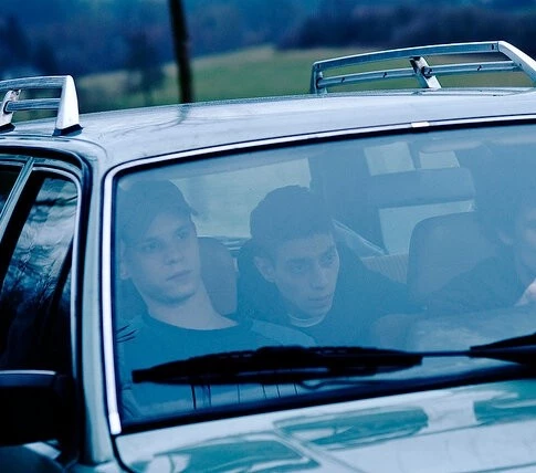 Смещение (2010) в хорошем качестве через торрент Смещение (2010) фильм в хорошем качестве через торрент