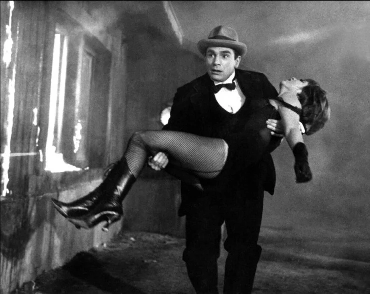 Вампир из Дюссельдорфа (1965) через торрент скачать Вампир из Дюссельдорфа (1965) фильм через торрент скачать