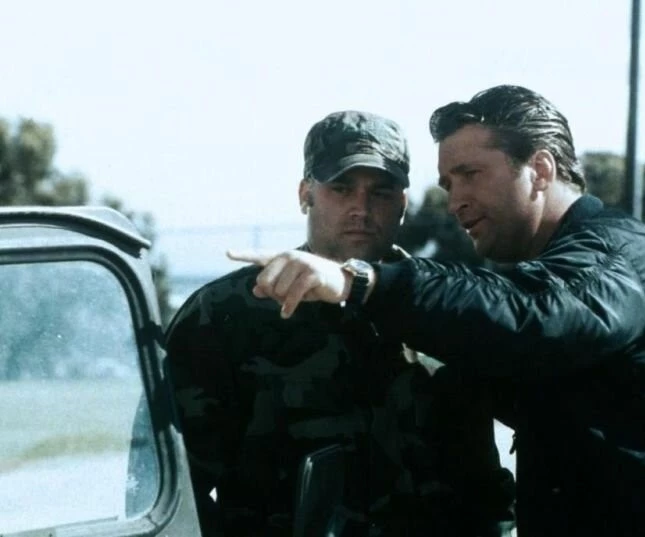 Гром в пустыне (1999) через торрент скачать Гром в пустыне (1999) фильм через торрент скачать