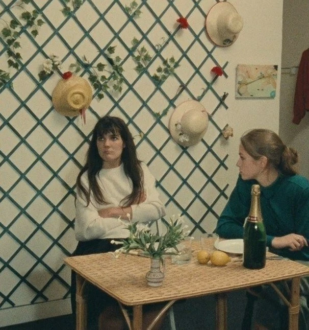 4 приключения Ренетт и Мирабель (1986) в хорошем качестве через торрент 4 приключения Ренетт и Мирабель (1986) фильм в хорошем качестве через торрент