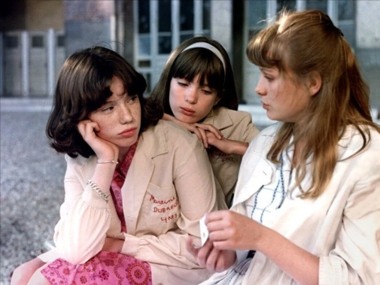 Мятная содовая (1977) через торрент скачать Мятная содовая (1977) фильм через торрент скачать