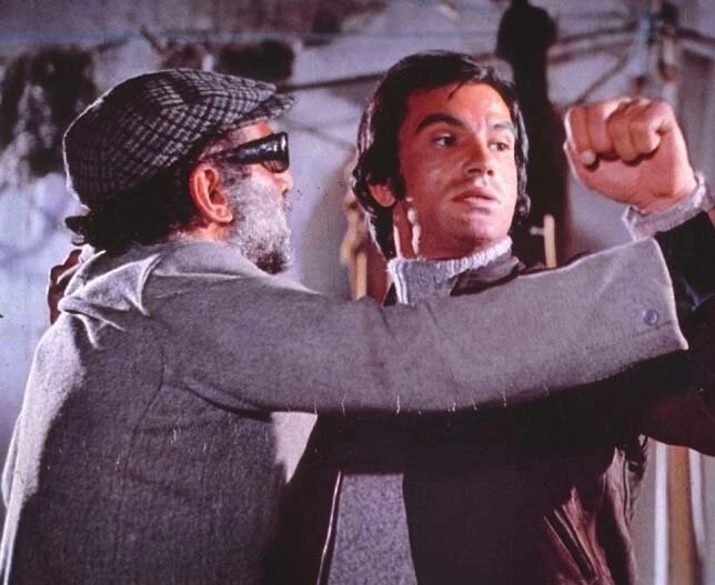 Смерть ходит на высоких каблуках (1971) через торрент скачать Смерть ходит на высоких каблуках (1971) фильм через торрент скачать