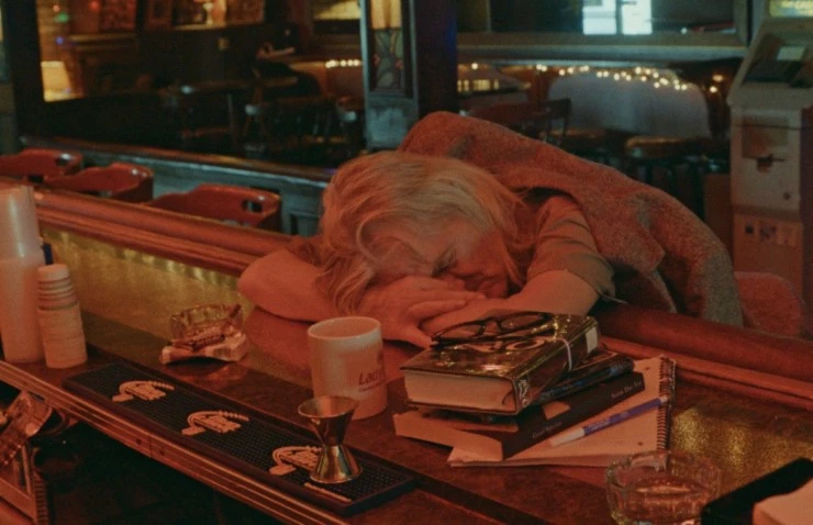 Разбитый нос, пустые карманы (2020) через торрент скачать Разбитый нос, пустые карманы (2020) фильм через торрент скачать