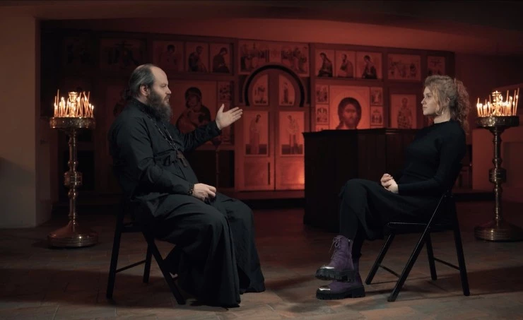 Лёша из Лавры. Погребающий странных (2025) через торрент бесплатно Лёша из Лавры. Погребающий странных (2025) фильм через торрент бесплатно