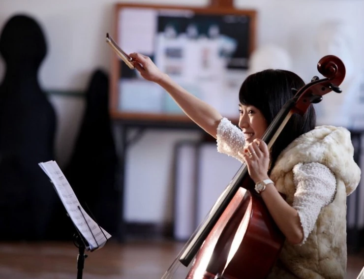 Любовь не слепа (2011) через торрент скачать Любовь не слепа (2011) фильм через торрент скачать