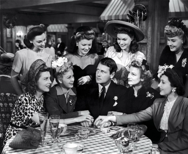 Чем больше, тем веселее (1943) через торрент скачать Чем больше, тем веселее (1943) фильм через торрент скачать