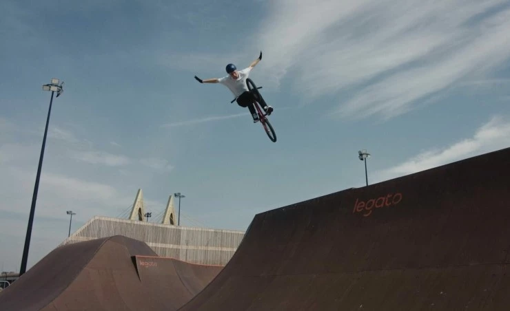 Улицы Олимпийского резерва (2022) в хорошем качестве через торрент Улицы Олимпийского резерва (2022) фильм в хорошем качестве через торрент