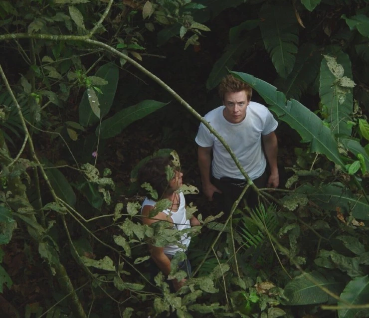 Тропики (2004) через торрент бесплатно Тропики (2004) фильм через торрент бесплатно