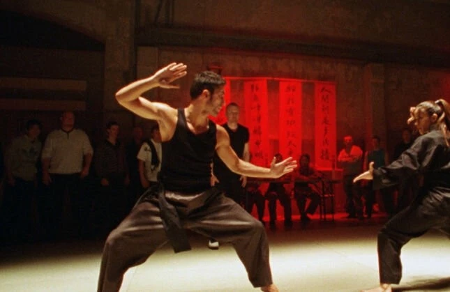 Боец (2007) через торрент бесплатно Боец (2007) фильм через торрент бесплатно